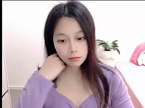 Snapshot of youyou-66 chatting on 23, 12, 2025 youyou-66 online show from 23, 12, 2025