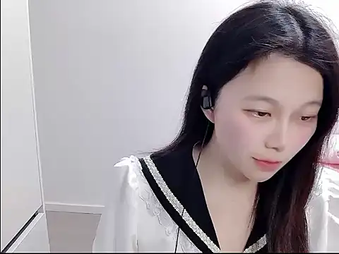 Snapshot of youyou-66 chatting on 11, 1, 2026 youyou-66 online show from 11, 1, 2026