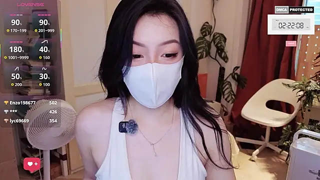 nayomi 34f online show from 25, 5, 2026