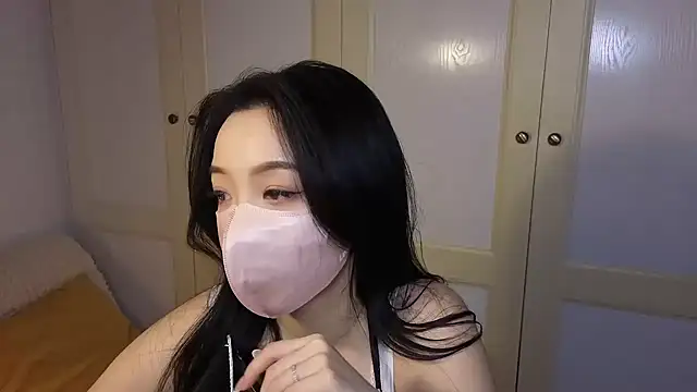 nayomi 34f online show from 16, 12, 2025