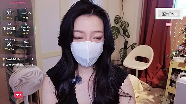 nayomi 34f online show from 5, 5, 2026