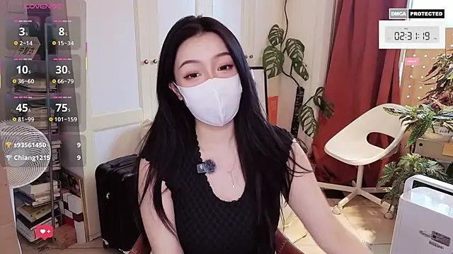 nayomi 34f online show from 20, 5, 2026