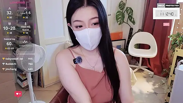nayomi 34f online show from 12, 5, 2026