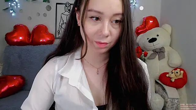 AlinaEleven online show from 6, 6, 2026