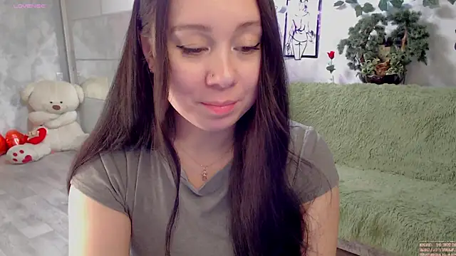 Snapshot of AlinaEleven chatting on 4, 8, 2026 AlinaEleven online show from 4, 8, 2026