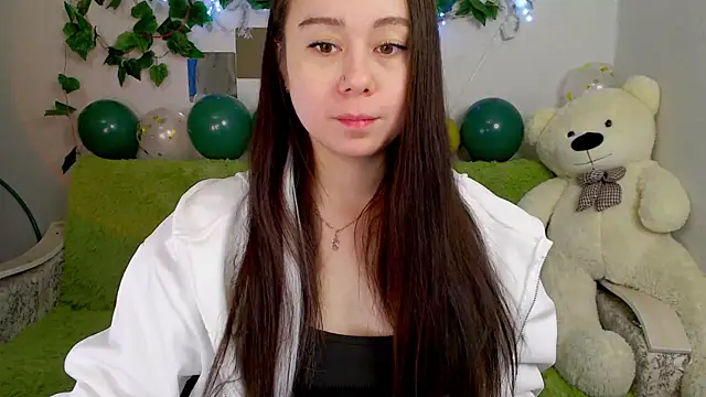 AlinaEleven online show from 13, 12, 2025