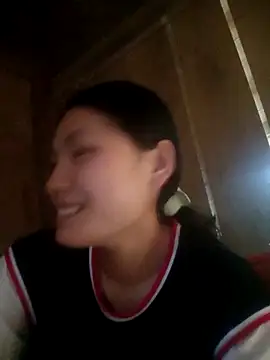 Hilary-123 online show from 17, 4, 2026