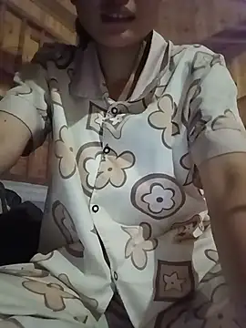 Hilary-123 online show from 12, 6, 2026