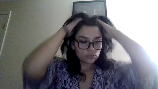 Snapshot of lunabellaX0 chatting on 3, 12, 2025 lunabellaX0 online show from 3, 12, 2025