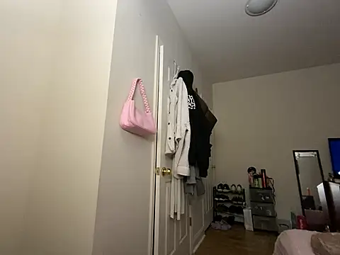 lunabellaX0 online show from 15, 1, 2026