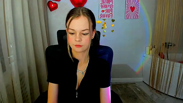 Snapshot of MidnighteAura chatting on 17, 2, 2026 MidnighteAura online show from 17, 2, 2026