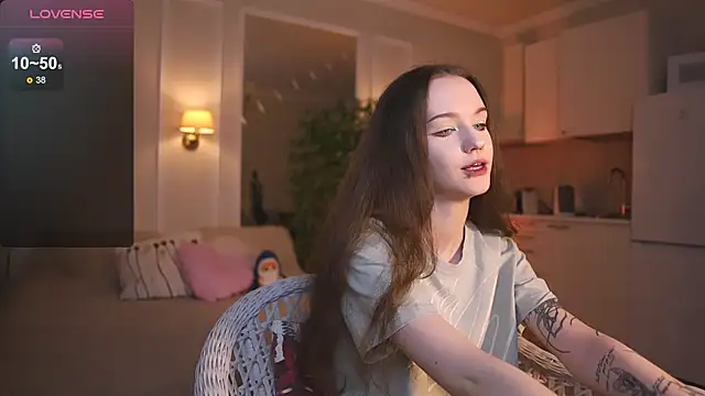 lunaice   online show from 2, 12, 2025