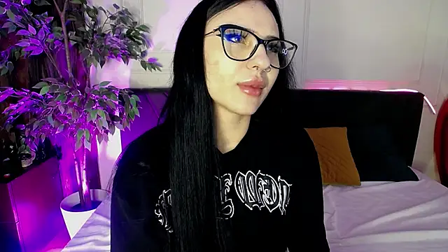 RavenFoxxy online show from 24, 2, 2026