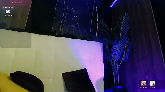 RavenFoxxy online show from 2, 5, 2026