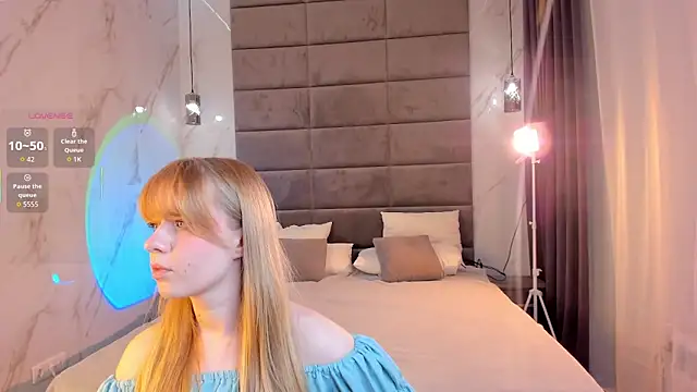 Snapshot of Victori_Fox chatting on 22, 6, 2026 Victori Fox online show from 22, 6, 2026