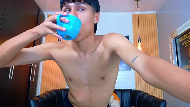 StormLuxX online show from 14, 2, 2026