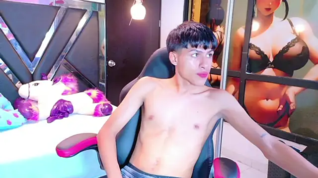 StormLuxX online show from 8, 2, 2026