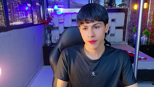 StormLuxX online show from 7, 1, 2026