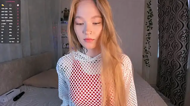 MaireLanda online show from 2, 4, 2026