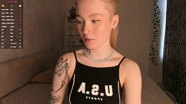 Snapshot of MaireLanda chatting on 14, 5, 2026 MaireLanda online show from 14, 5, 2026