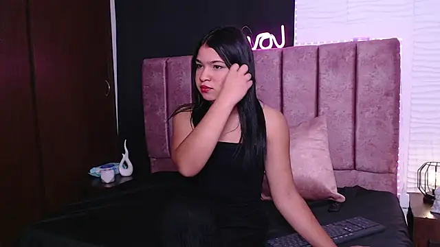 isarose01 online show from 4, 12, 2025