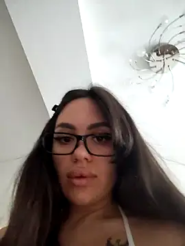 SiennaLuxexx online show from 23, 3, 2026