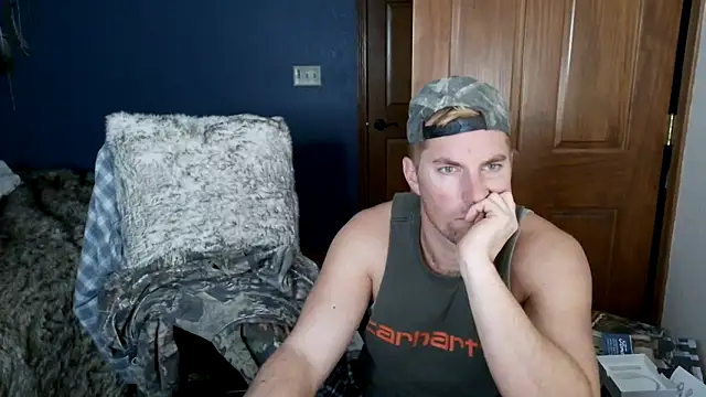 Snapshot of SpunRedneck chatting on 4, 2, 2026 SpunRedneck online show from 4, 2, 2026
