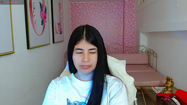 Nina harpper  online show from 14, 4, 2026