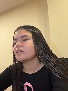 Camila Duarte2 online show from 13, 4, 2026