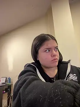 Camila Duarte2 online show from 9, 4, 2026