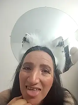 Andre cloefoxx  online show from 28, 3, 2026