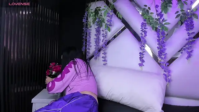 liinzy rouse69 online show from 19, 3, 2026