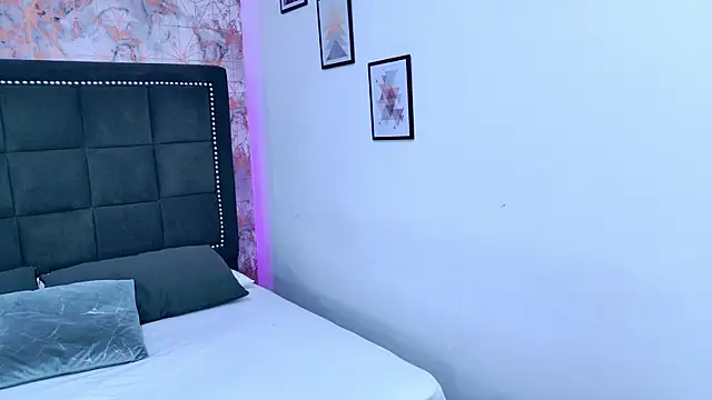 Emaa Vega online show from 13, 1, 2026