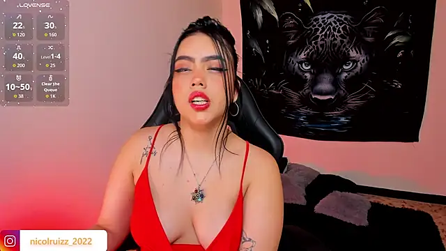 Nicolle Ruizz online show from 2, 12, 2025