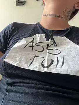 Snapshot of Slut_Dirty_Nastyy chatting on 18, 2, 2026 Slut Dirty Nastyy online show from 18, 2, 2026