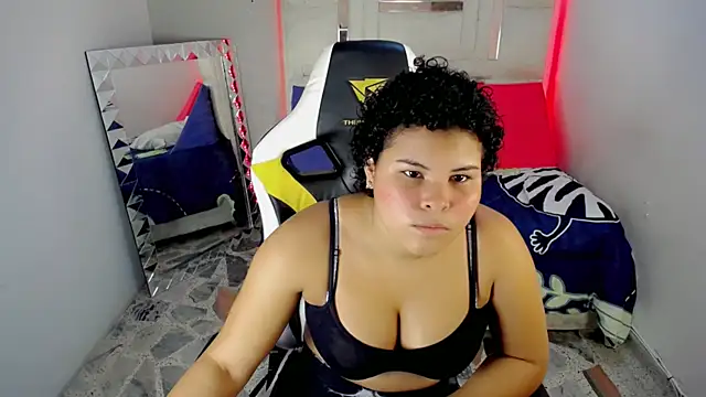 Baileyy  online show from 4, 12, 2025