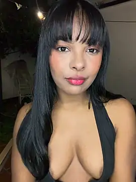 MIAROGGERSS online show from 5, 3, 2026