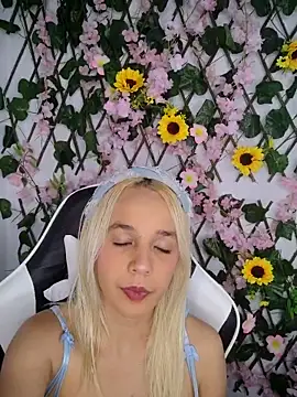 KasumiSophia online show from 10, 4, 2026