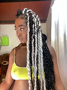 Cynthia es online show from 13, 4, 2026