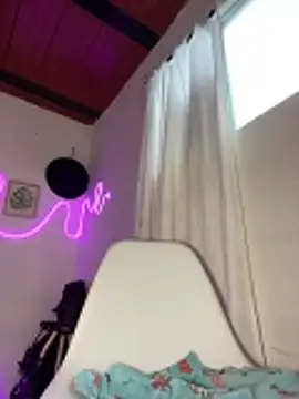 Cynthia es online show from 4, 5, 2026