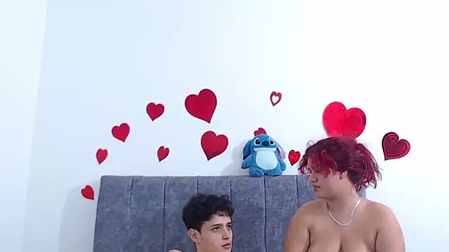 hottie couplee online show from 25, 6, 2026