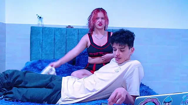 hottie couplee online show from 16, 1, 2026