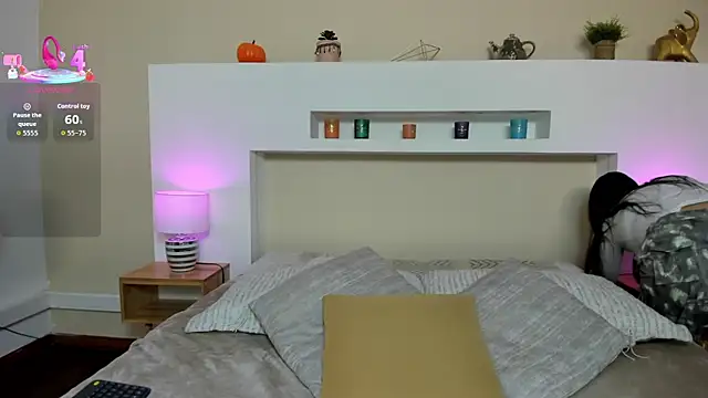 AnikaRomanoff  online show from 19, 12, 2025