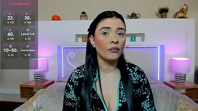 AnikaRomanoff  online show from 11, 2, 2026