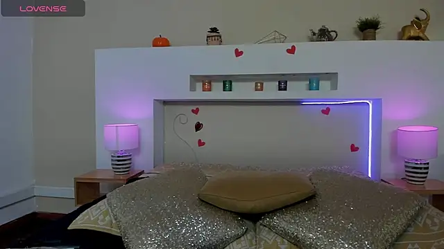 AnikaRomanoff  online show from 27, 3, 2026