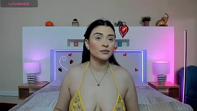 AnikaRomanoff  online show from 16, 2, 2026