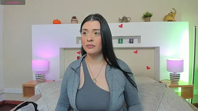 AnikaRomanoff  online show from 20, 5, 2026