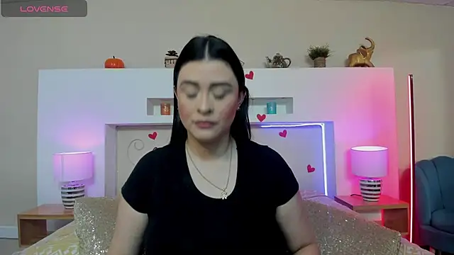 AnikaRomanoff  online show from 13, 3, 2026