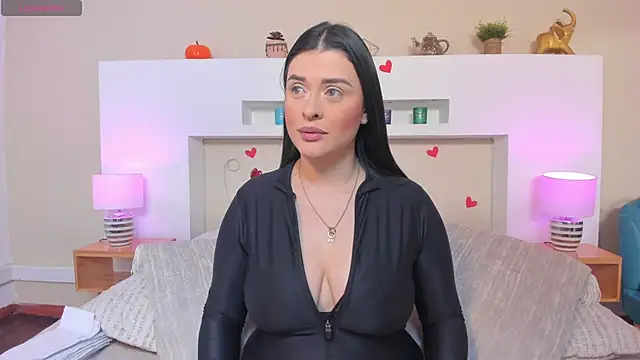 AnikaRomanoff  online show from 16, 4, 2026