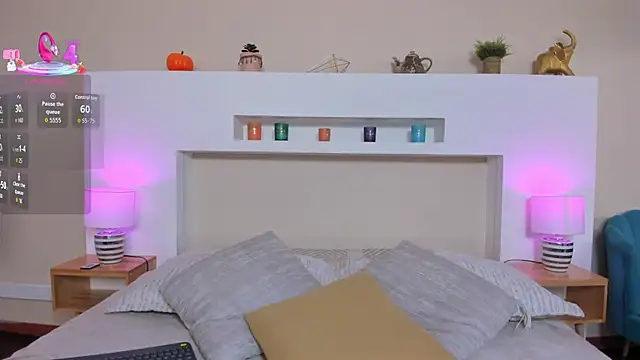 AnikaRomanoff  online show from 18, 12, 2025